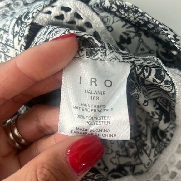 IRO Black & White Patterned Half Sleeves Blouse size 38 (412) - Picture 6 of 6